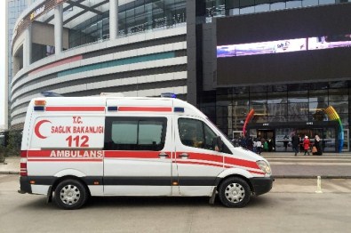 AVM'de Faciaya Ramak Kaldı