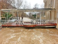 BORLU - Demirci Ve Köprübaşı'nda Aşırı Yağışla Çay Taştı