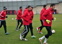 NAZİLLİ BELEDİYESPOR - Gaziantepspor, Kasımpaşa Maçı Hazırlıklarına Başladı