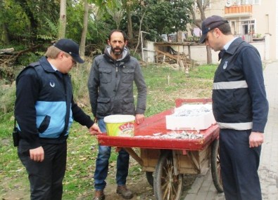 İzmit'te 2 Bin 382 Seyyar Satıcı Hakkında Yasal İşlem