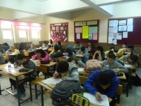 Kenan Evren Ortaokulunda 'Başarıyı Yaşa' Sınavı