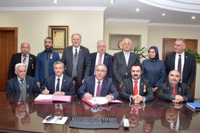 Şahinbey Belediyesi Ve TOKİ'den Şehit Yakınlarına Ve Gazilere Konut Müjdesi