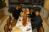 Samsunlu Esnafların 1 Asırlık 5.50 Metrelik Pide Geleneği