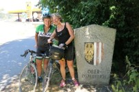 Yaşıtları Evde Otururken Bisikletle Dünya Turuna Çıktı.