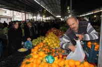 SEBZE FİYATLARI - Yıkılan Seralar Pazarı Vurdu