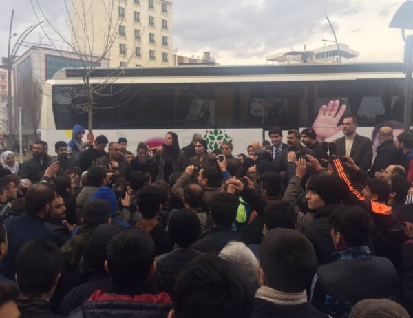 HDP mitingi beklenen ilgiyi görmedi