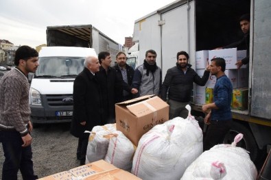 Adıyamanlılar Vakfı, Adıyaman'da Ki Suriyelilere 2 Tır Dolusu Yardım Gönderdi