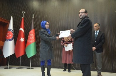 Afganistan'da Öğretmenlere Yönelik İkinci Grup Meslek İçi Eğitim Programı Tamamlandı