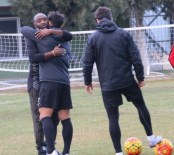 Akhisar Belediyespor'da Lualua Takım Arkadaşlarına Veda Etti