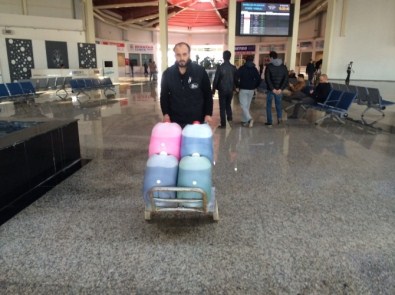 Doğduğu Toprakları Unutmadı