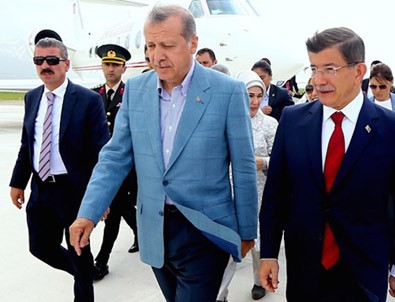 Devletin zirvesi Sultanahmet'te Cuma namazı kılacak