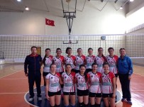 Esra Karakaya Anadolu Lisesi Dörtlü Finalde