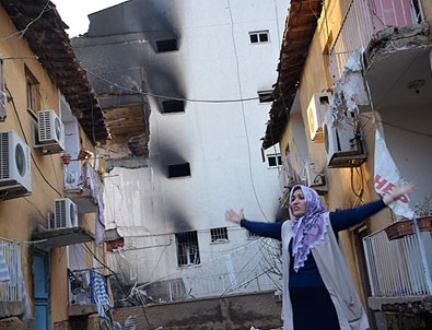 Figen Yüksekdağ'ın danışmanı Çınar'daki PKK saldırısını kutladı