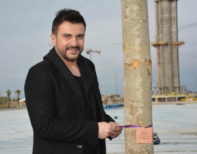 Gökhan Tepe, EXPO Ünlüler Ormanına Çınar Ağacı Dikti