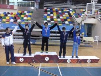 Güreşin İstanbul İl Şampiyonu Şair Erdem Bayazıt Orta Okulu Oldu