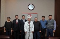 KÜLTÜR BAŞKENTİ - Kırgızistan'dan Gelen Doktorlar Vali Tuna'yı Ziyaret Etti