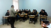 TÜRKÇE ÖĞRETMENI - Kulu'da Suriyelilere Türkçe Eğitimi