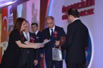 GÜLDAL AKŞIT - Selim Kaymakamı Dolu, Ödülünü İçişleri Bakanı Efkan Ala'nın Elinden Aldı