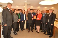 KOCAELİ VALİSİ - Vali Güzeloğlu'ndan İdari Hizmetler Şube Müdürüne Veda Yemeği