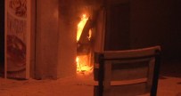 Başbakanlık Ofisi karşısında yangın