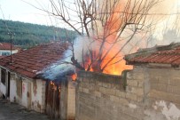 ELEKTRİK ABONELİĞİ - Bilecik'te Korkutan Yangın
