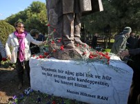 VEYSEL ÇOLAK - Nazım Hikmet Karşıyaka'da Şiirlerle Anıldı