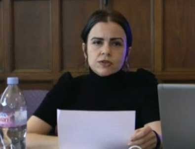 Paşa kızı da imzaladı!