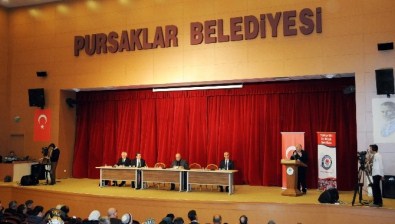 'Kur'an'ı Okumak Ve Anlamak' Konferansı Yoğun İlgi Gördü