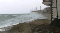 FERİBOT SEFERLERİ - Kuzey Ege'de Şiddetli Fırtına
