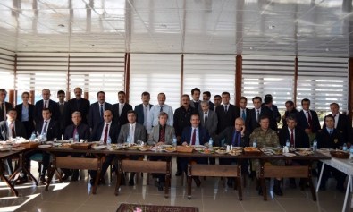 Vali Çınar, Adilcevaz'da İncelemelerde Bulundu