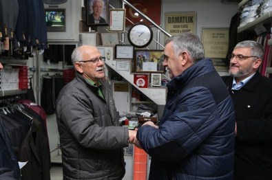 Başkan Zeki Toçoğlu Uzun Çarşı Esnafını Ziyaret Etti