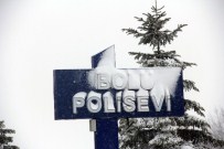 BOLU TÜNELI - Bolu Dağı'nda Kar Yağışı Başladı