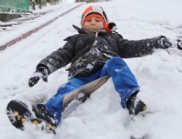 KAR TATİLİ - Çanakkale'de okullara kar tatili