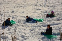 KAR TOPU - Kar Tatili Çocuklara Yaradı