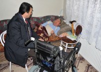 KEMİK ERİMESİ - Osmangazi Belediye Başkanı Mustafa Dündar Hasta Vatandaşın Yüzünü Güldürdü