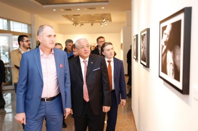 Saklı Yüzler Sergisi Sksm'de Açıldı