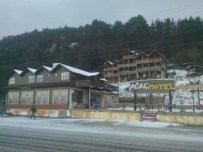 Abana Beyaz Sultan'a Büründü