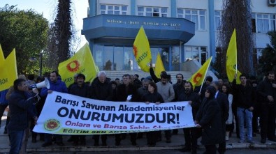 Antalya Eğitim Sen'den Akademisyenlere Detsek Eylemi