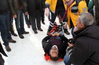 Çaldıran'da Trafik Kazası Açıklaması 6 Yaralı