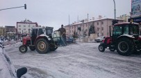 Cihanbeyli Belediyesi'nden Kar Temizleme Çalışmaları