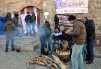 YALAN BEYAN - Eskişehir'de Oturma Eylemi 2'Nci Gününde