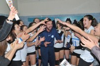 BAYANLAR VOLEYBOL LİGİ - Nilüfer Belediyespor'un Küçükleri Namağlup Şampiyon