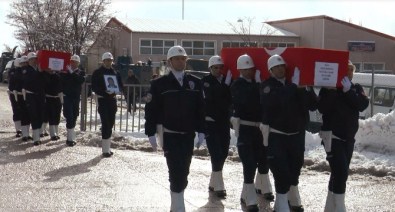 Şehit Polisler, Törenle Memleketlerine Uğurlandı