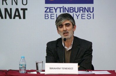 Yasaklı Kitaplardan Kurulu Bir Kütüphanesi Var