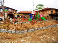 SEMERKANT - İzmit Belediyesi'nden Yeni Oyun Alanları