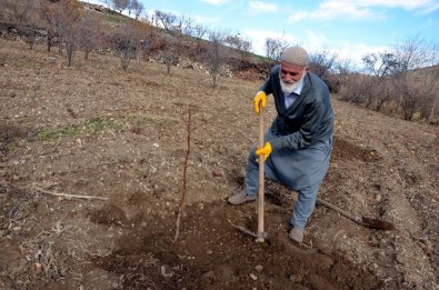 Kuraklık Nedeni İle Çiftçiler Tedirgin