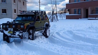 Milletvekili Demir'den Kar Mesaisi