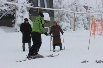 Kayak Merkezi'nin En Renkli Çifti