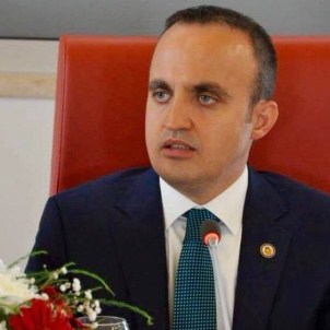 Turan'dan Öğretmenlere Kadro Müjdesi