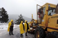 İBRAHIM ÖZKAN - Akseki'de Karla Mücadele